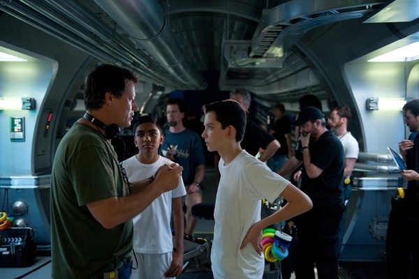 "Ender’s Game" - Cuộc đấu độc đáo của đứa trẻ biết cầm quân 6