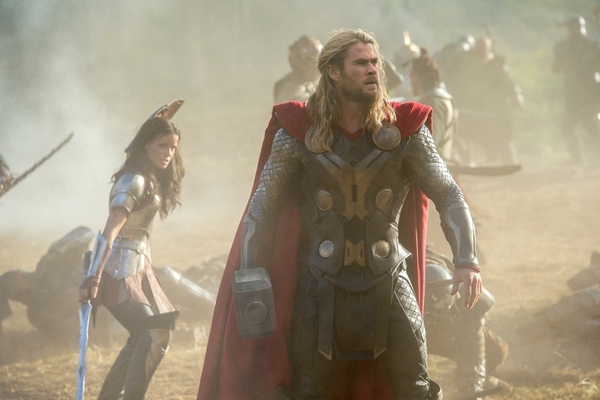 Dẫn đầu Top, phim hậu tận thế vẫn bị "Thor 2" làm lu mờ 1