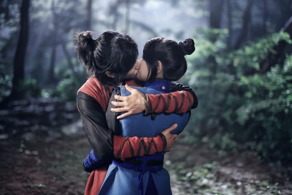 Những cảnh hôn trên màn ảnh Hàn khiến phụ huynh "nhăn mặt" 3