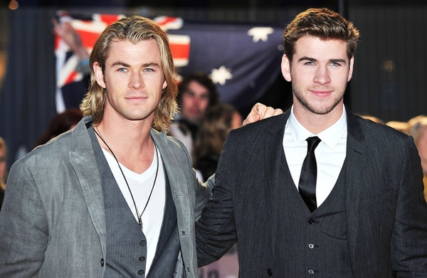 Anh em nhà Hemsworth lọt vào chiến dịch "Đột kích chuộc tội" 2