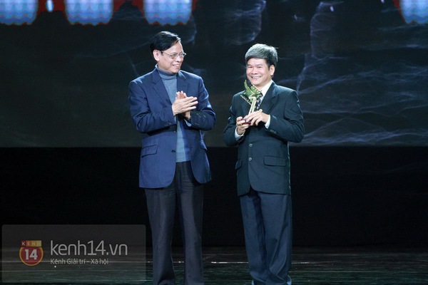 "Thần Tượng" thắng 6 giải Cánh Diều Vàng, đạo diễn Quang Huy... vô cảm 21