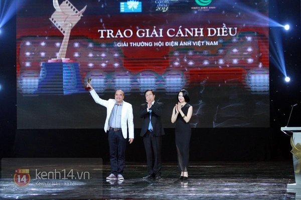 "Thần Tượng" thắng 6 giải Cánh Diều Vàng, đạo diễn Quang Huy... vô cảm 24