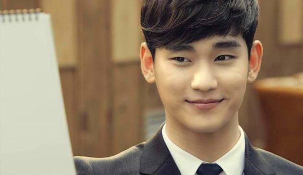 Kim Soo Hyun trở thành bác sĩ quái dị trên màn ảnh Hàn? 2