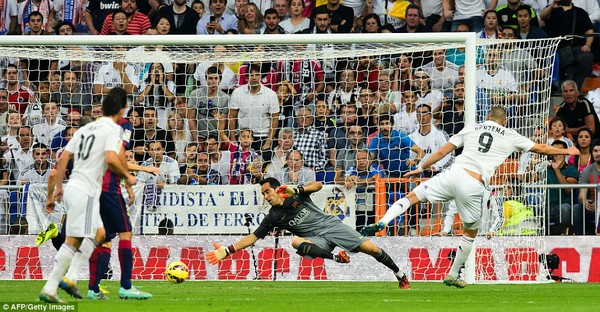 Real Madrid hạ gục Barcelona bằng cuộc lội ngược d&ograve;ng thần th&aacute;nh 7