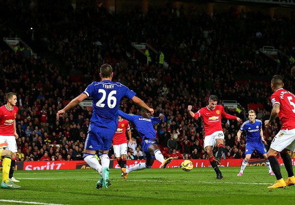 Bản tin sáng 27/10: Van Persie tin Man United có thể bắt kịp Chelsea 1