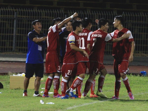 HLV Phan Công Thìn mong U21 Việt Nam sẽ đối đầu với U19 HAGL 2