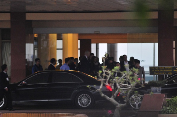 Mô tô khủng và xe sang bạc tỷ hộ tống Beckham rời Nội Bài 3 Mô tô khủng và xe sang bạc tỷ hộ tống Beckham rời Nội Bài 3