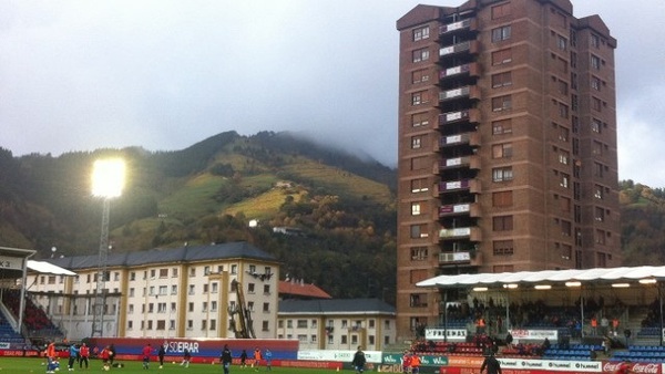 "Con nhà nghèo" Eibar - câu chuyện cổ tích của thế giới bóng đá năm 2014 3