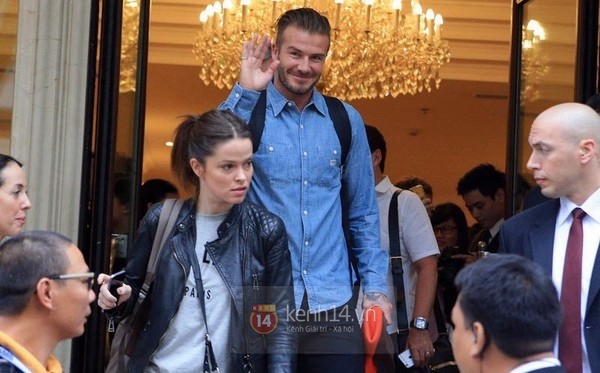 1 th&aacute;ng sau chuyến thăm Việt Nam, Beckham vẫn "nhớ" T&oacute;c Ti&ecirc;n 1