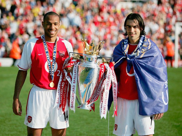 Sự nghiệp đầy vinh quang của "con trai thần gió" Thierry Henry 7 Sự nghiệp đầy vinh quang của "con trai thần gió" Thierry Henry 7