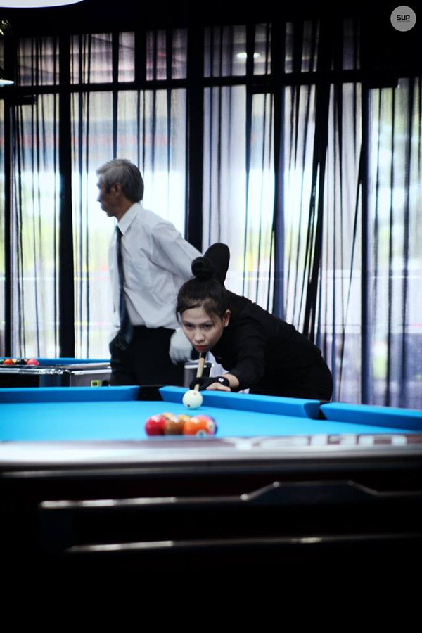 Nữ cơ thủ xinh đẹp B&iacute;ch Tr&acirc;m: &ldquo;Con g&aacute;i chơi Billiards c&oacute; g&igrave; l&agrave; sai&rdquo;  4