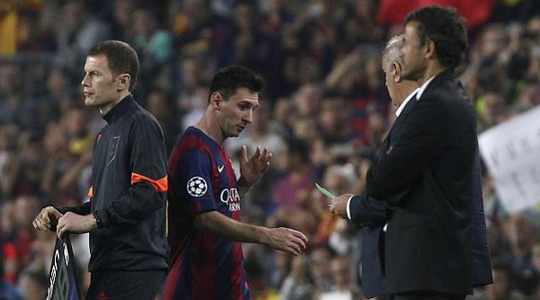 Vô cớ nghỉ tập, Messi đăng đàn xin lỗi để tránh án phạt 7