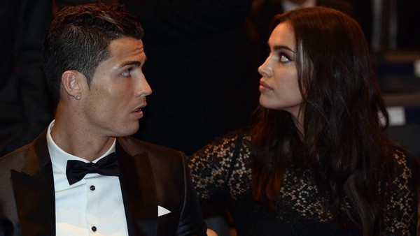 Chia tay Irina Shayk có thể khiến Ronaldo mất cả núi tiền 1