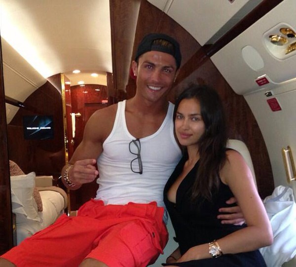 Chia tay Irina Shayk có thể khiến Ronaldo mất cả núi tiền 2