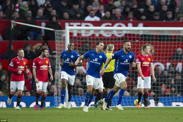 Manchester United 3-1 Leicester City: Rửa hận th&agrave;nh c&ocirc;ng 6
