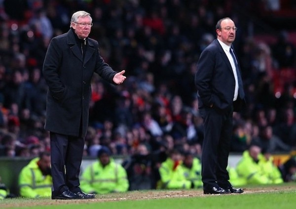 Sir Alex "tố" Benitez &ldquo;ăn kh&ocirc;ng n&oacute;i c&oacute;&rdquo; 2