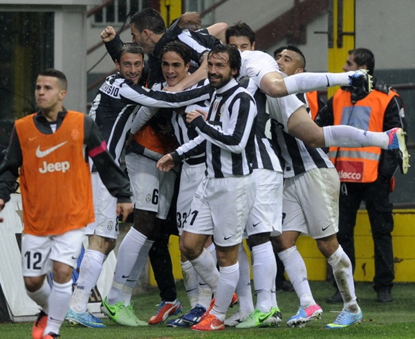 Inter Milan 1-2 Juventus: Vượt chướng ngại vật 1