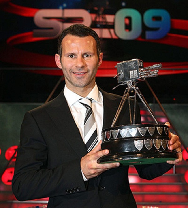 Ch&ugrave;m ảnh Ryan Giggs: 22 năm, 1 huyền thoại 11