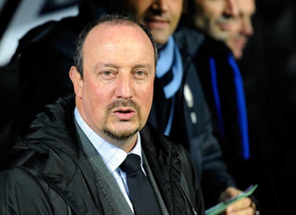 8 lần "c&atilde;i nhau" giữa Sir Alex v&agrave; Benitez trong qu&aacute; khứ 4