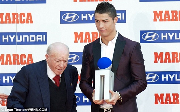 Huyền thoại Real khâm phục Ronaldo 3