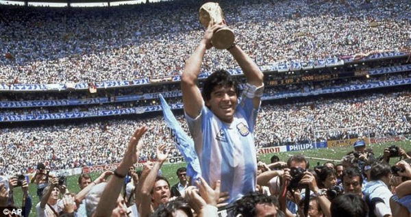 Messi, Maradona và Pele, ai hơn ai? 4