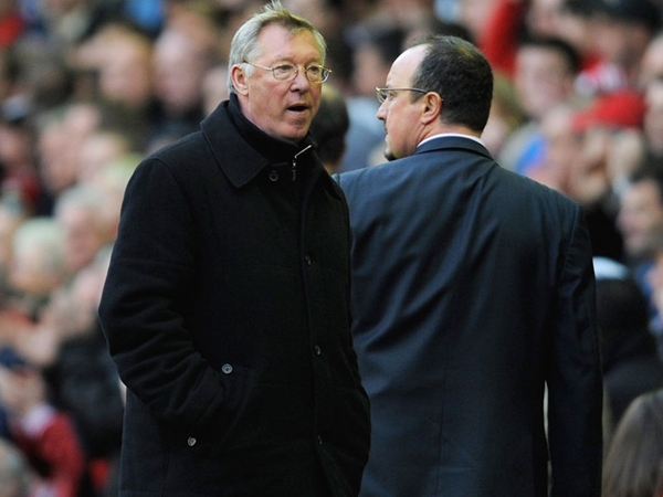 8 lần "c&atilde;i nhau" giữa Sir Alex v&agrave; Benitez trong qu&aacute; khứ 6