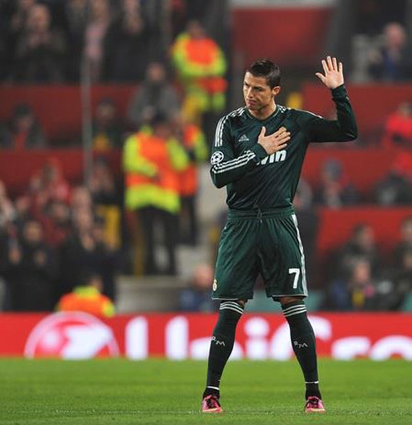Cristiano Ronaldo: Một cầu thủ lớn, một nh&acirc;n c&aacute;ch lớn 3