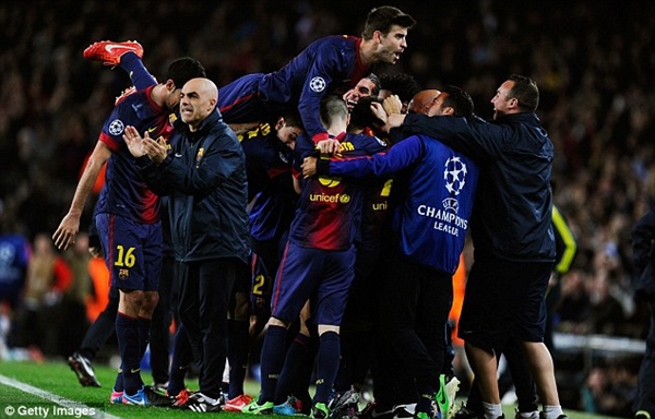 Barca v&agrave; hội chứng phụ thuộc Messi 6