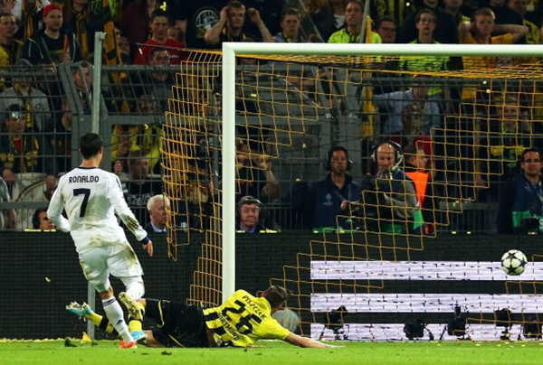 Chùm ảnh ngày đại bại của Real Madrid tại Signal Iduna Park 6