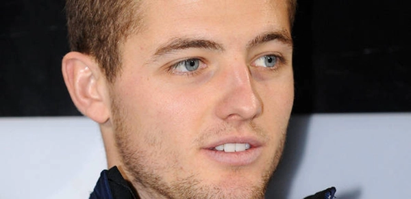 Vẻ đẹp đầy hấp dẫn của cầu thủ đồng tính Robbie Rogers 2