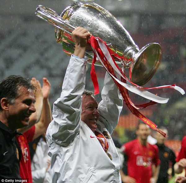 Nhìn lại sự nghiệp huy hoàng của Sir Alex Ferguson 26
