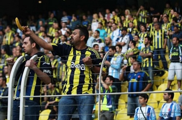 Drogba mượn facebook Galatasaray “mắng mỏ” đối thủ 1
