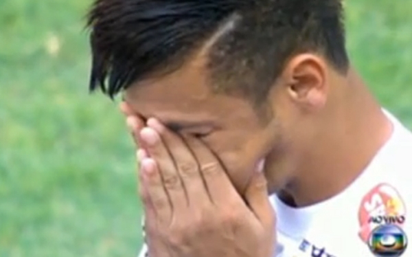 Thần đồng Neymar khóc nức nở trong trận đấu chia tay Santos 1