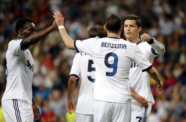 Vượt qua Malaga, Real v&agrave; Ronaldo thiết lập kỷ lục mới 2