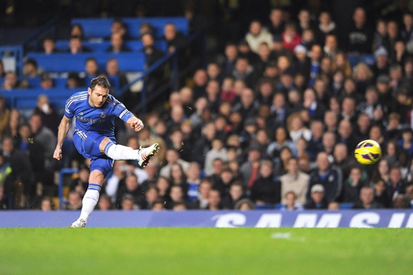 Nhìn lại sự nghiệp của Frank Lampard qua ảnh 34