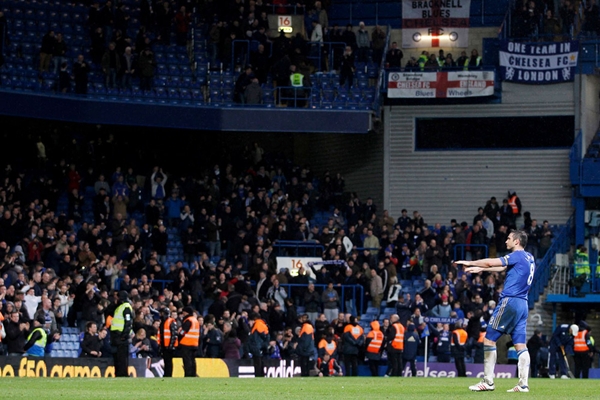 Nhìn lại sự nghiệp của Frank Lampard qua ảnh 39