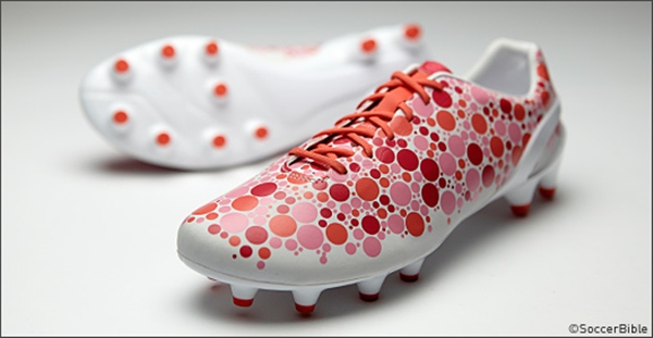 Aguero sẽ dùng giày "độc" trong trận Chung kết FA Cup 5