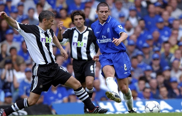 Nh&igrave;n lại sự nghiệp của Frank Lampard qua ảnh 8