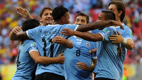 Uruguay 8-0 Tahiti: Thêm 1 "cơn mưa" bàn thắng 1