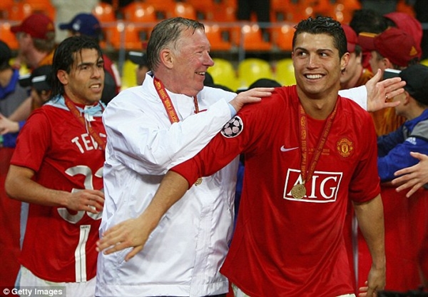 MU nhờ Ferguson thuyết phục Ronaldo trở lại Old Trafford 4