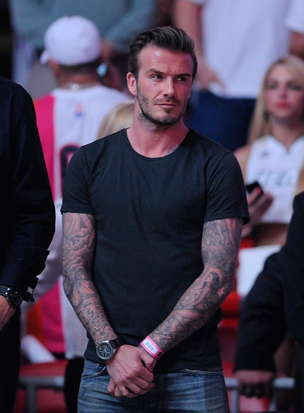 Beckham “trốn” vợ con đi xem bóng rổ 1 mình 2