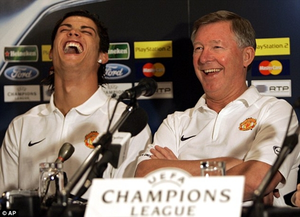 MU nhờ Ferguson thuyết phục Ronaldo trở lại Old Trafford 3