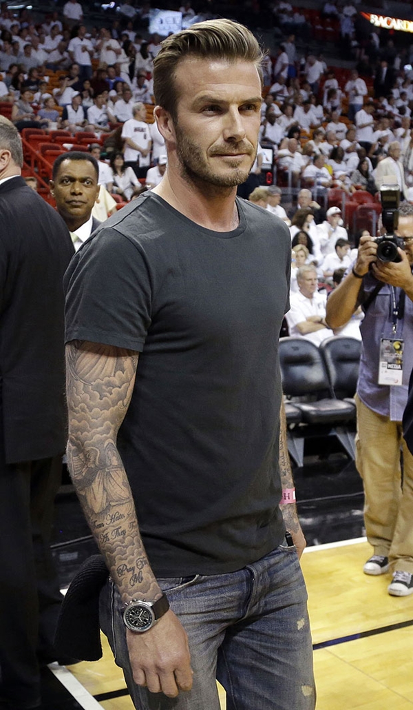 Beckham “trốn” vợ con đi xem bóng rổ 1 mình 1