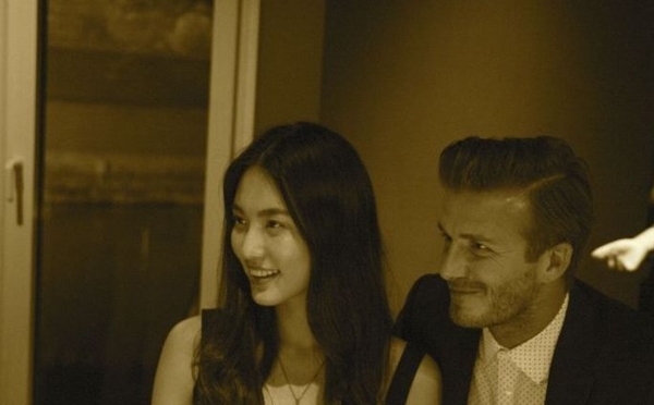 Đi cạnh vợ, Beckham vẫn “tíu tít” với dàn người đẹp Hoa ngữ 5