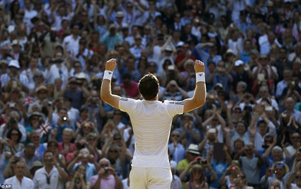 Chùm ảnh: Chung kết Wimbledon và sự xuất hiện của những người nổi tiếng 16