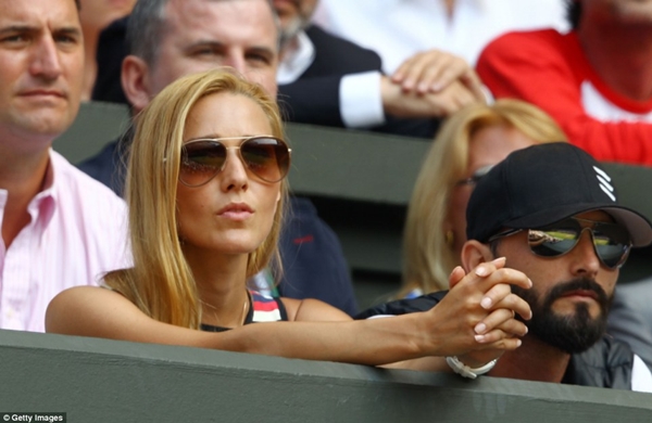 Ch&ugrave;m ảnh: Chung kết Wimbledon v&agrave; sự xuất hiện của những người nổi tiếng 14