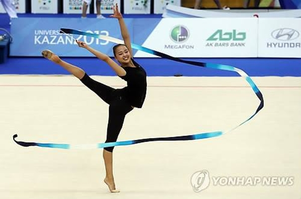 "Bông hoa" Son Yeon Jae khoe sắc tại Universiade Kazan 2013 7