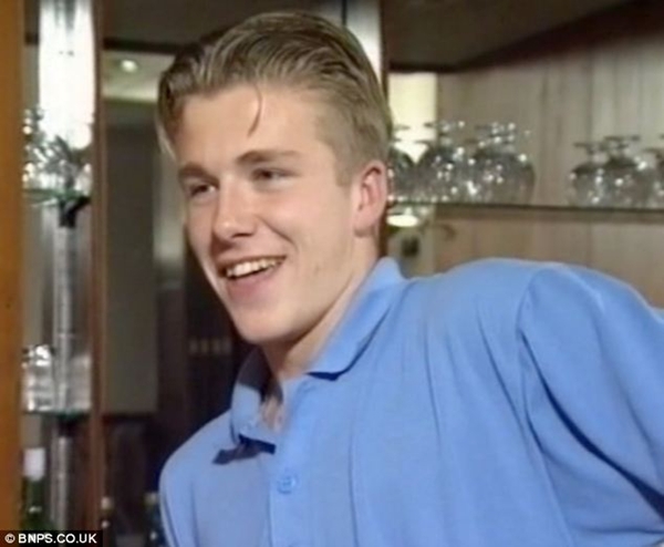 Lộ clip Beckham mặt “non choẹt” lần đầu được phỏng vấn 1