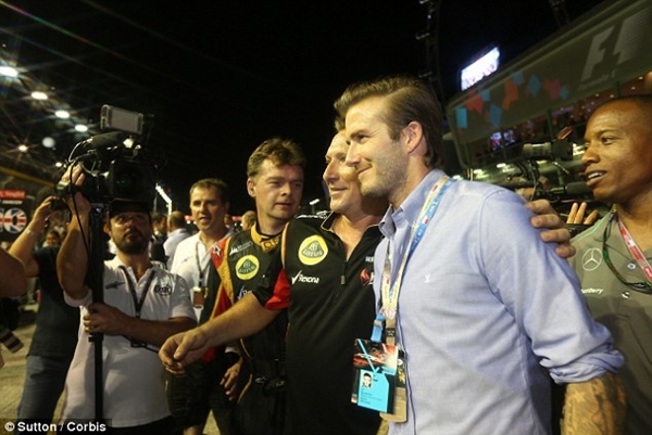 Beckham bảnh bao tới Singapore xem đua xe F1 1