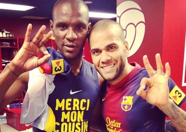 Daniel Alves từng muốn hiến gan cho đồng đội Abidal 1